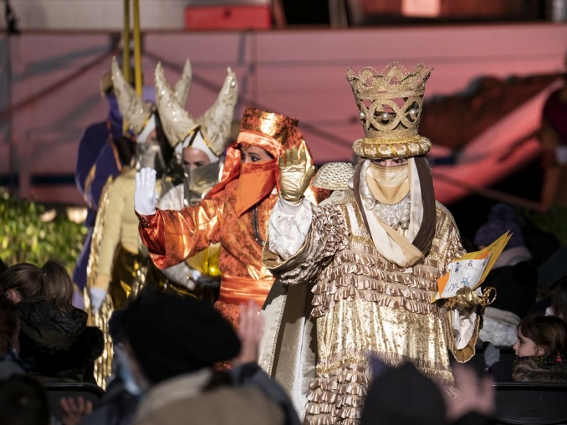 Regresa la cabalgata de Reyes en Nou Barris